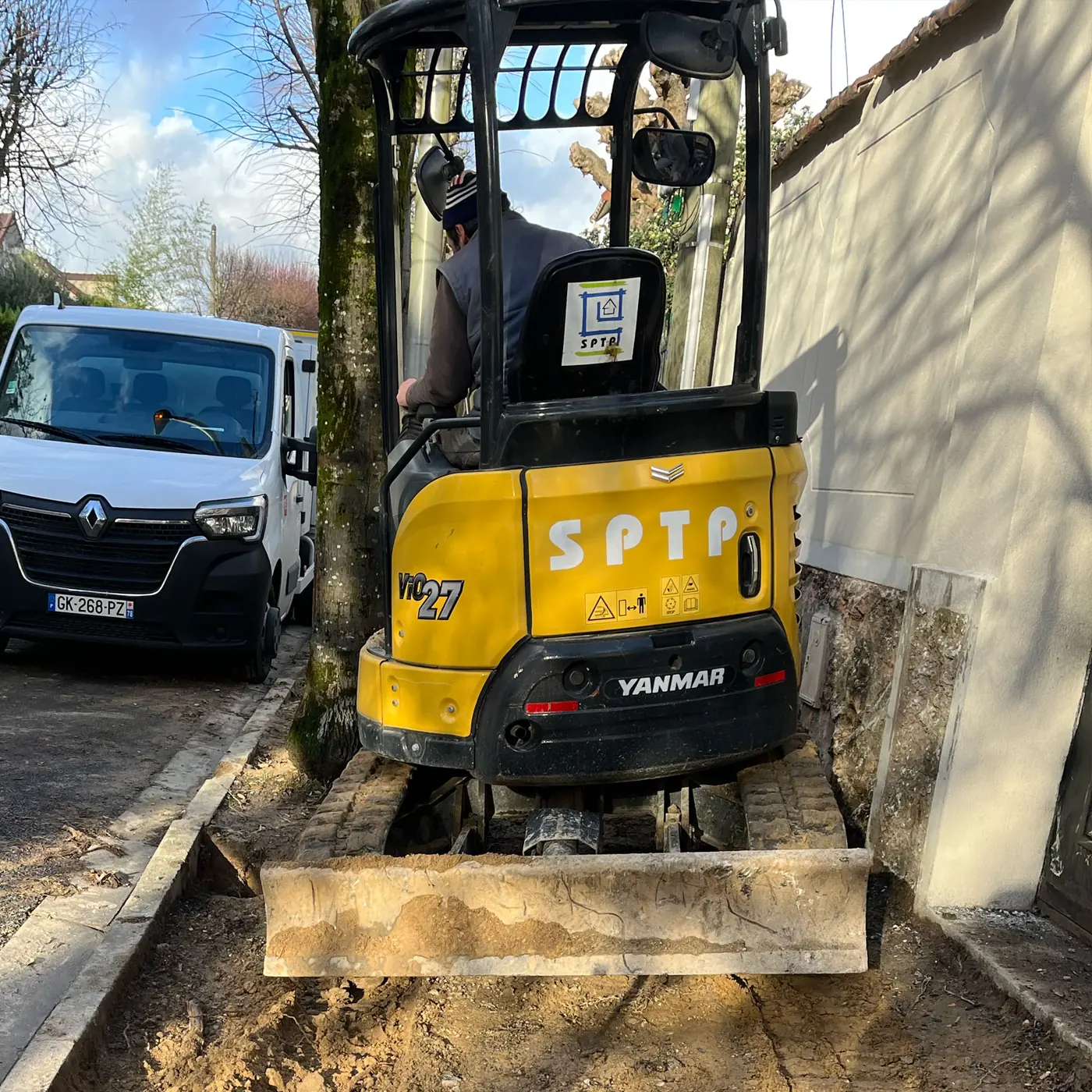 Matériel de travaux publics de SPTP